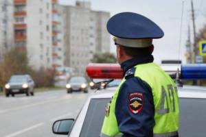 В Брянске за сутки оштрафовали 13 маршрутчиков и 5 таксистов