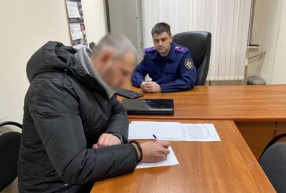 В Брянске экс-начальника Бежицкого отделения судебных приставов осудят за взятки