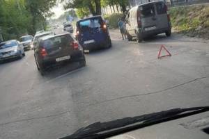 В Брянске при выезде с улицы Речной произошло ДТП