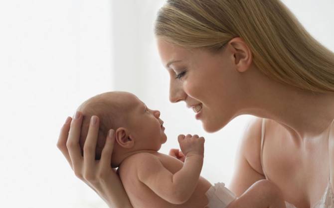 Брянских беременных женщин бесплатно научат носить ребенка