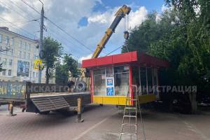В центре Брянска снесли рассадник фунфыриков возле ТЦ «Родина»