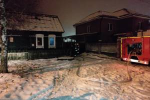 В брянском поселке Радица-Крыловка горела комната в жилом доме: есть пострадавший