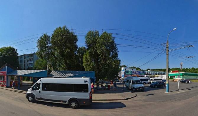 В Брянске изменили расписание проходящих через 10-й микрорайон автобусов