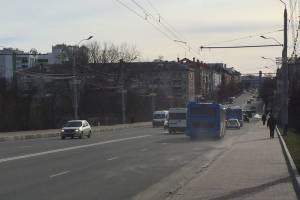 В Брянске покрылся пылью проспект Ленина