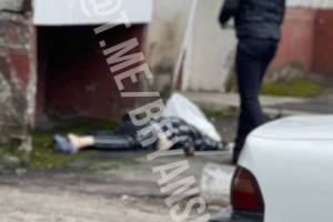 В Брянске возле многоэтажки на Новостройке нашли труп 