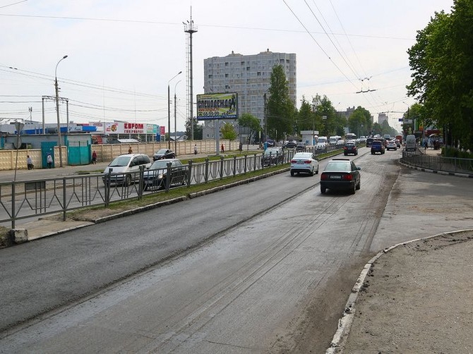 В Брянске за сутки на проспекте Московском водители нарушили ПДД больше 2 тысяч раз