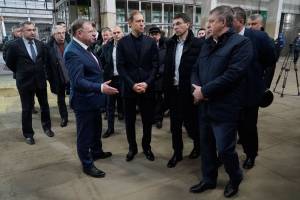 Вице-премьер Денис Мантуров посетил брянские заводы