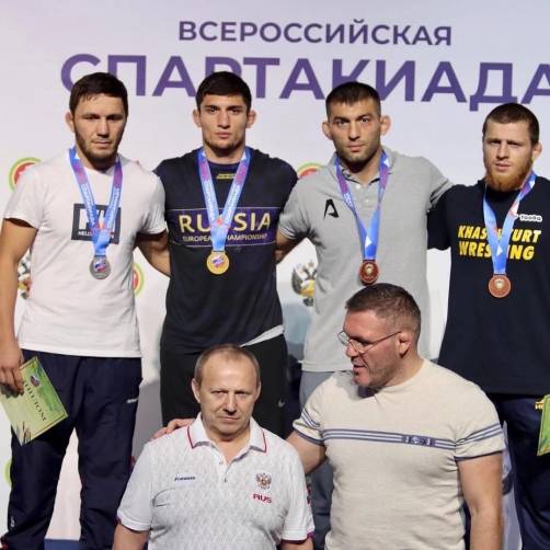 Брянский борец Магомед Магомаев завоевал золото Всероссийский спартакиады