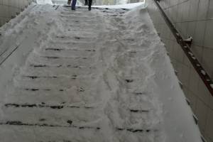 Подземные пешеходные переходы в Брянске завалило снегом