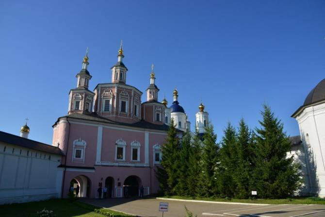 В Брянске Свенский монастырь вышел из карантина