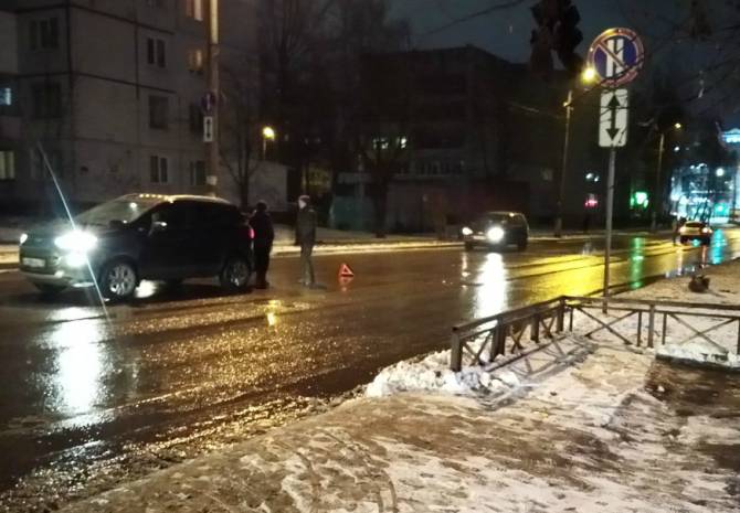 В Брянске едва не подрались попавшие в ДТП водители