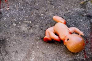 В Карачеве молодая мать убила новорожденного
