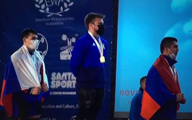 Брянский тяжелоатлет Максим Могучев завоевал серебро на Первенстве Европы