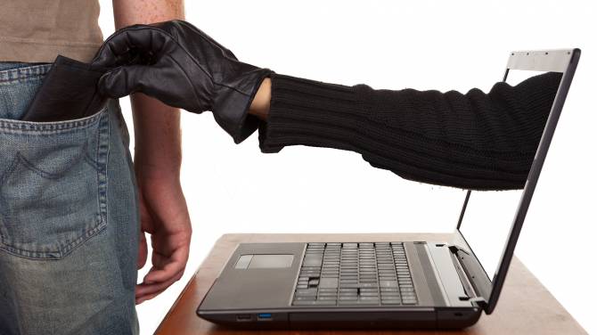 На Брянщине с начала года произошло 2454 киберпреступления