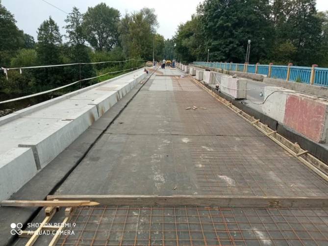 В Сураже продолжается капитальный ремонт моста ЗАО «Пролетарий» через реку Ипуть