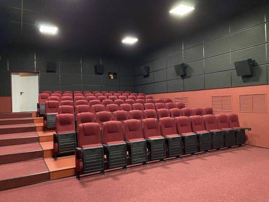За три года на Брянщине оборудовали 17 кинотеатров