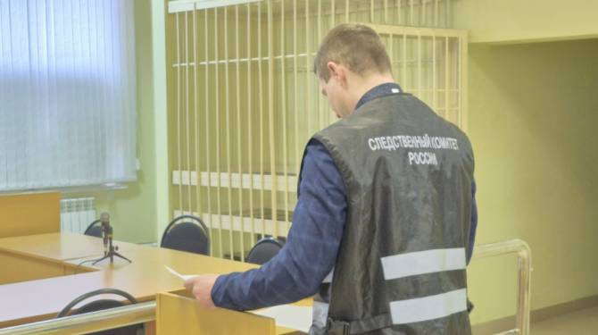 В Новозыбкове мамашу-монстра отправили под арест за истязания 6-летнего сына