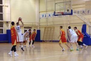 Брянские баскетболисты разгромили соперников из Твери