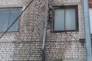 В Брянске дала трещину пятиэтажка на улице Протасова