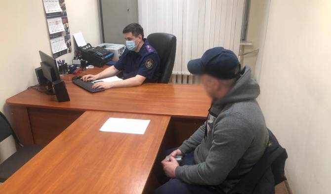 В Жуковке осудят двоих экс-полицейских за взятку в 150 тысяч рублей
