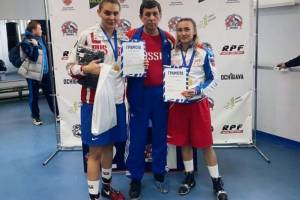 Брянская девушка стала победителем боксерского турнира в Москве
