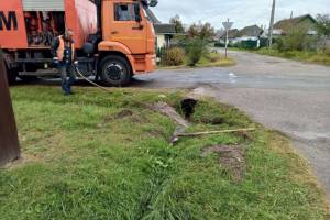 В Бежицком районе Брянска очистили ливнёвки от мусора и грязи