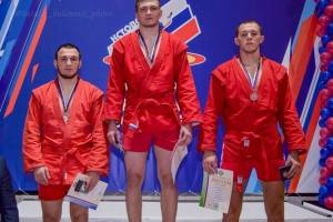 Брянский самбист Антон Мамонов победил на Кубке России