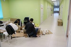 В обновленных отделениях Стародубской ЦРБ установили новую мебель