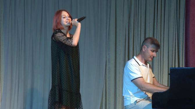 Брянская певица Полина Хабарова выиграла Гран-при международного конкурса