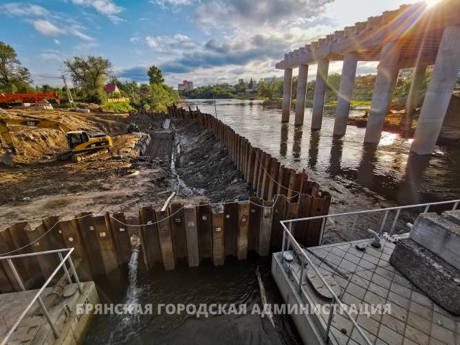 В Брянске завершается строительство Славянского моста