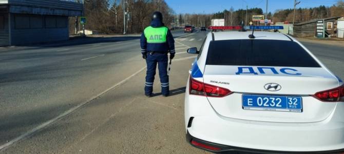 В Брянске задержали водителя с неоплаченными штрафами на 137,5 тысячи рублей