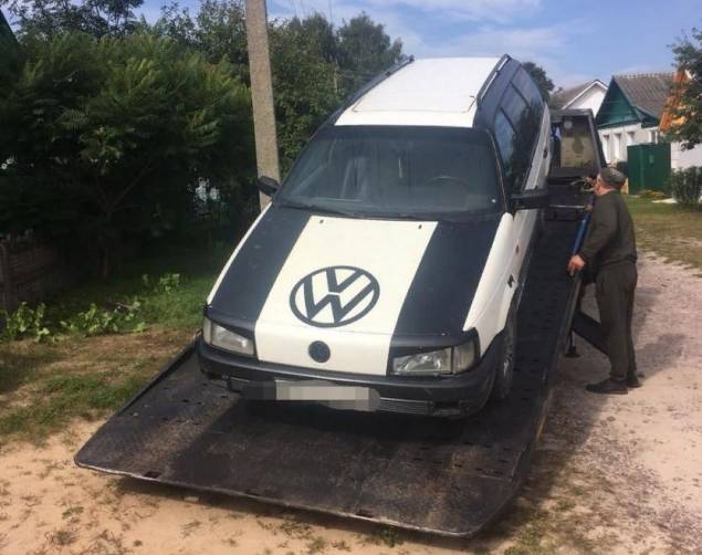 Лишенный водительских прав житель Климово попался за рулем гаишникам