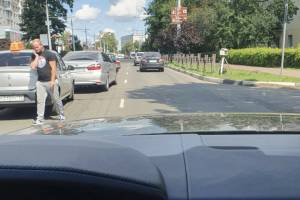 В Брянске такси попало в ДТП напротив треноги