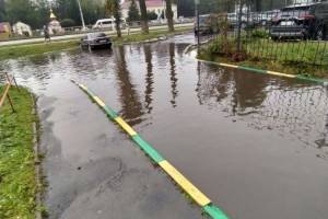 В Брянске дожди привели к потопу на проспекте Станке Димитрова