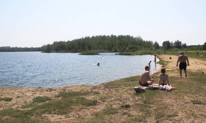 Брянских чиновников заставили сделать медкабинет у озера «Мутное»
