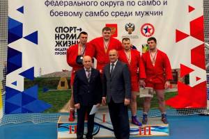Брянские самбисты выиграли два золота на чемпионате ЦФО