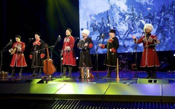 В Брянске впервые дал концерт казачий ансамбль «Пересвет»