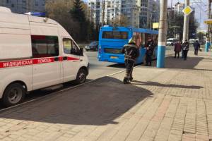 В Брянске полицейские искали бомбу в синем автобусе