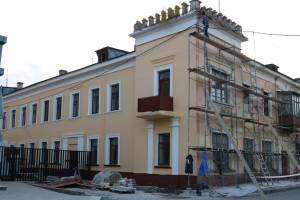 В Брянске начался ремонт памятника архитектуры на Набережной