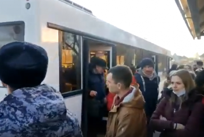 В Брянске на Городищенской горке задымился автобус №25