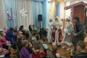 Брянский детский омбудсмен Мухина устроила праздник в Дубровском доме-интернате