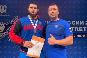 Брянские тяжелоатлеты завоевали три бронзы на чемпионате России