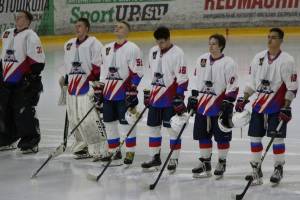 Брянские хоккеисты добились волевой победы в Россоши