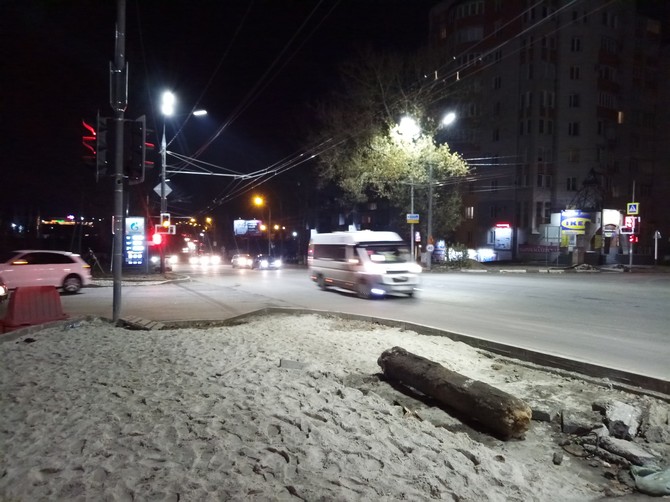 Брянский перекресток избавили от дорожного хаоса