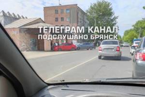 В Брянске на Ново-Советской разбились две легковушки