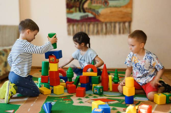 В Брянской области откроют дежурные детские сады 
