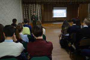 Брянским выпускникам предложили поступать в вузы Росгвардии 
