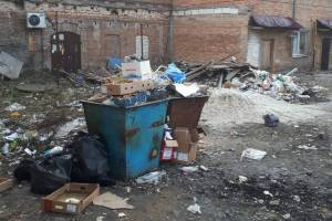 Жителей Трубчевска возмутил свинарник в центре города