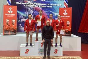 Брянцы завоевали две медали на чемпионате России по самбо среди студентов
