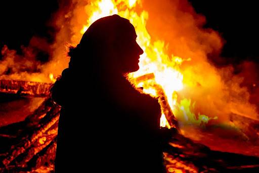 В Жирятинском районе женщина подожгла дом соперницы